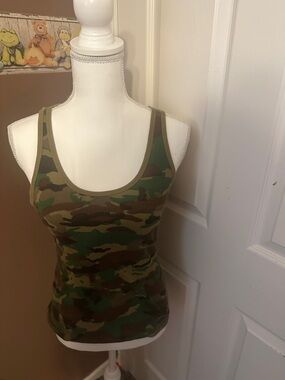 Victoria’s Secret Tee shop Vintage Classic Camo RibbedTank TopOlive Green Medium